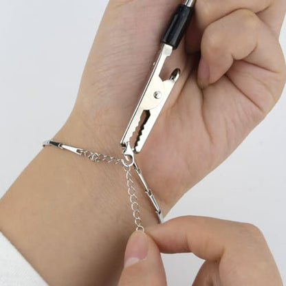 Jewelry Clasp Helper Tool for Women / Bracelet Fastener Assistant